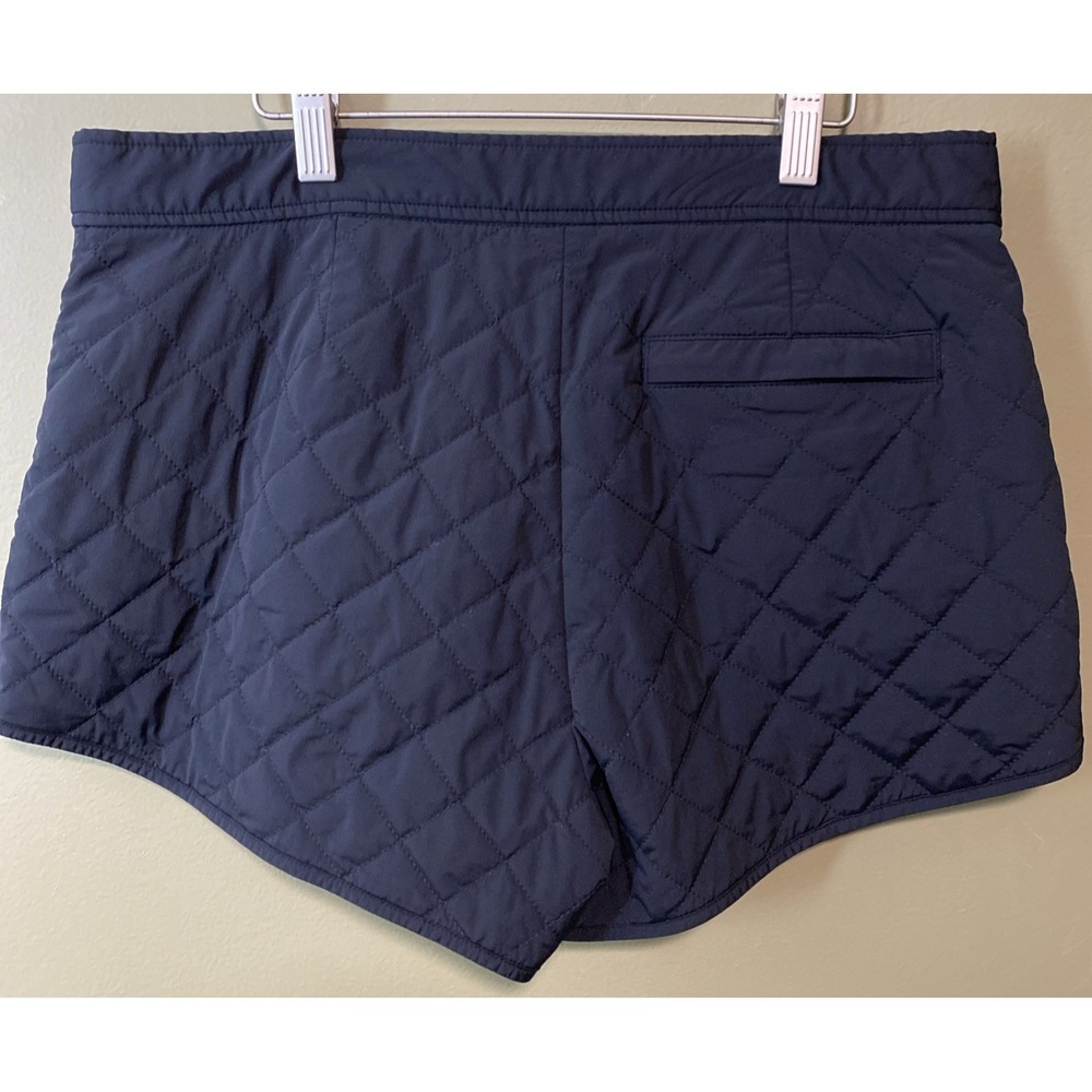 Athleta Shorts Women's Size 8 Black Toasty Buns Insulated Quilted Zipper Pocket - Picture 3 of 6